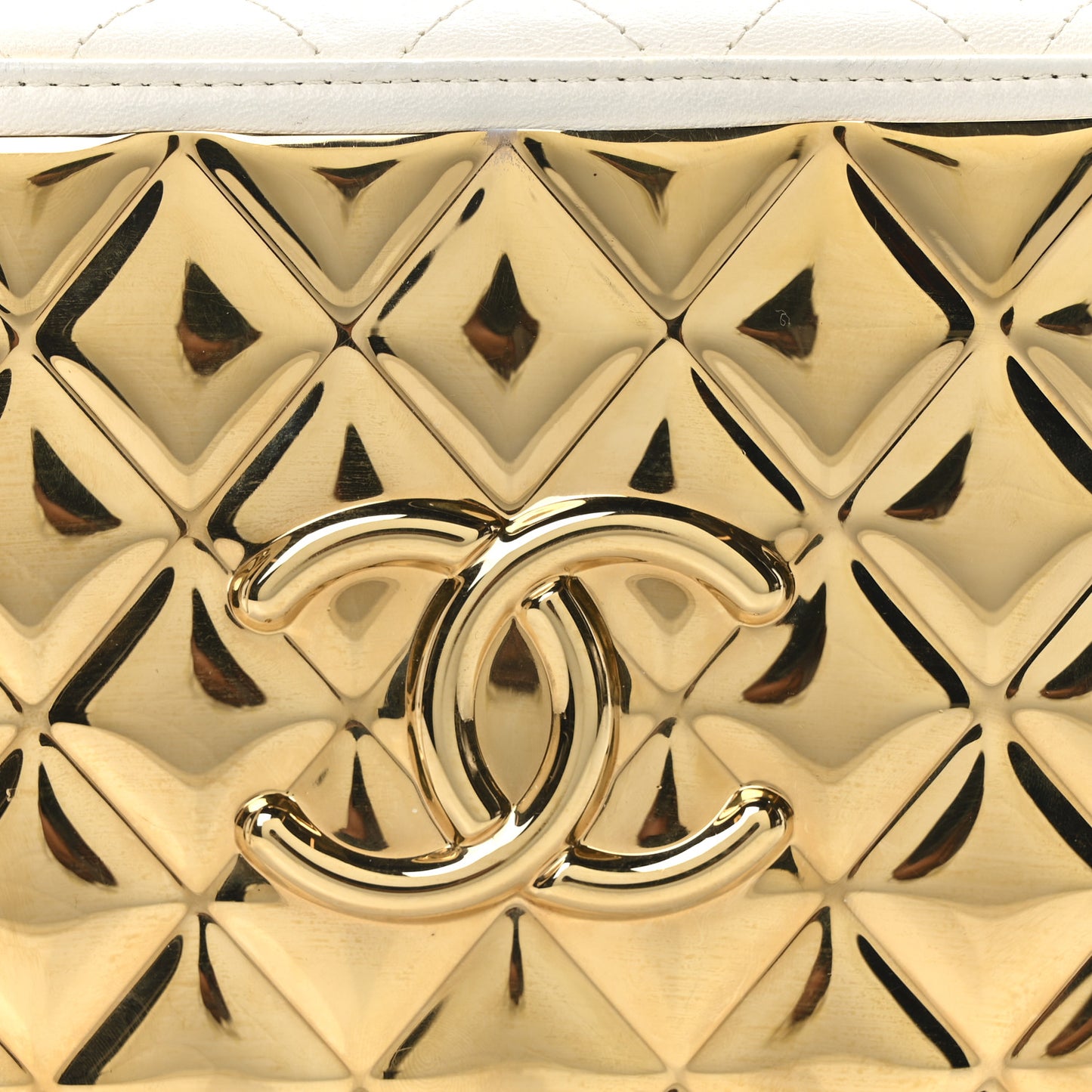 Lambskin Quilted Golden Plate Vanity Case White Gold