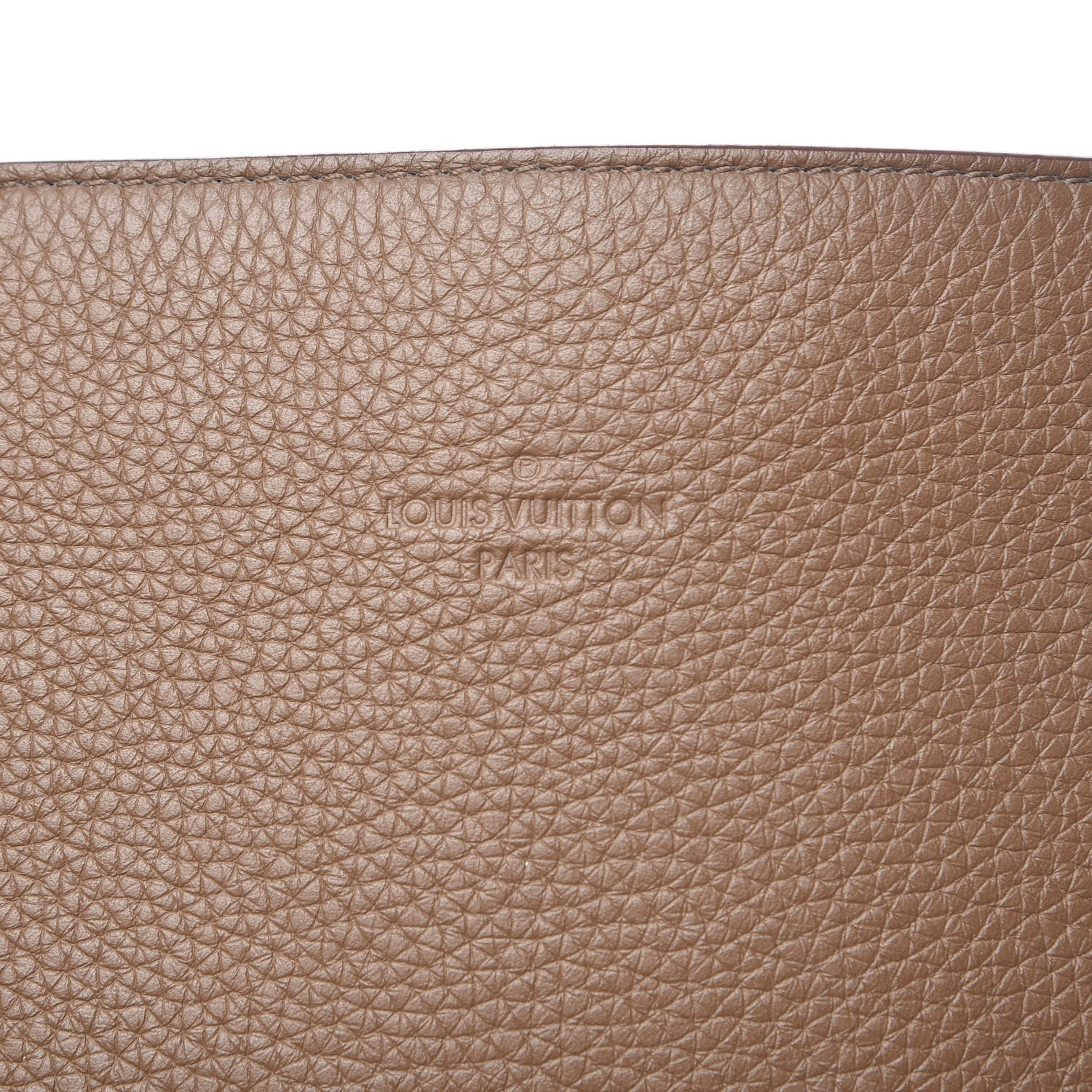 Louis Vuitton Taurillon Volta Kaki 9 of 13