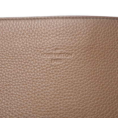 Louis Vuitton Taurillon Volta Kaki 9 of 13