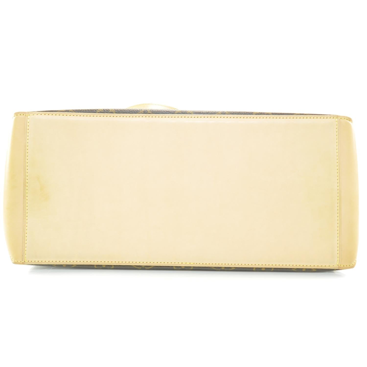 Louis Vuitton Monogram Cabas Mezzo 5 of 8