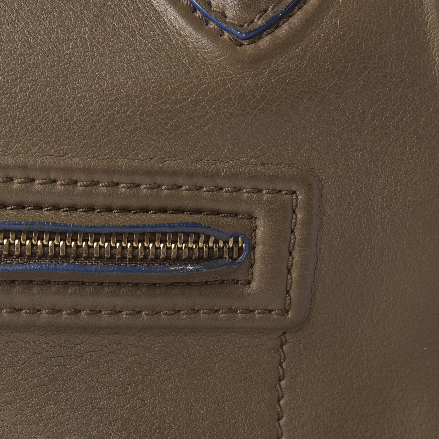 Celine Supple Calfskin Medium Phantom Luggage Khaki Cobalt Trim 22 of 32