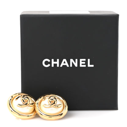 Chanel Pearl CC Turnlock Round Earrings Gold 5 of 5