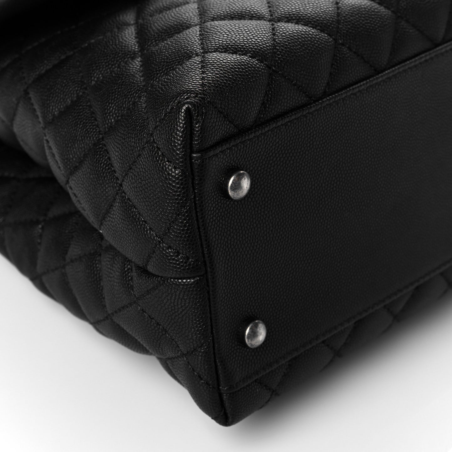 Caviar Quilted Medium Coco Handle Flap Black