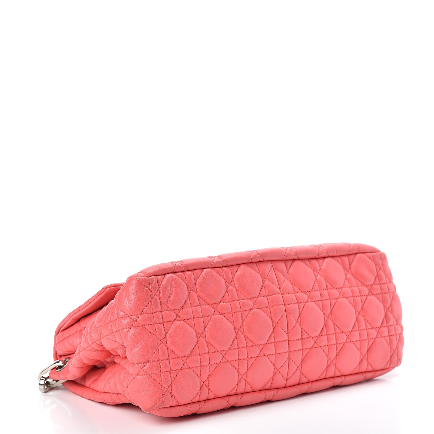 Lambskin Cannage Medium New Lock Flap Corail