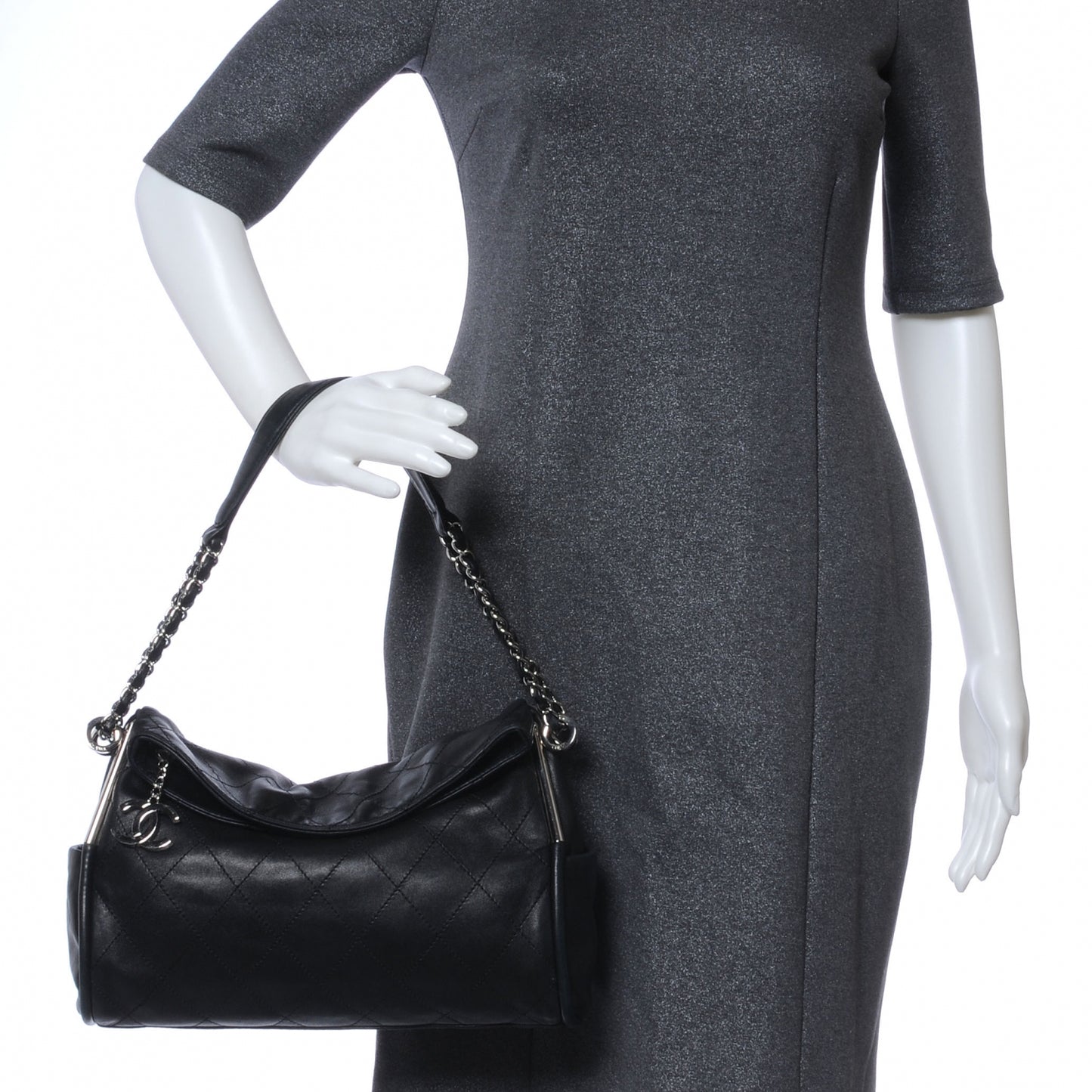 Lambskin Medium Ultimate Soft Tote Black