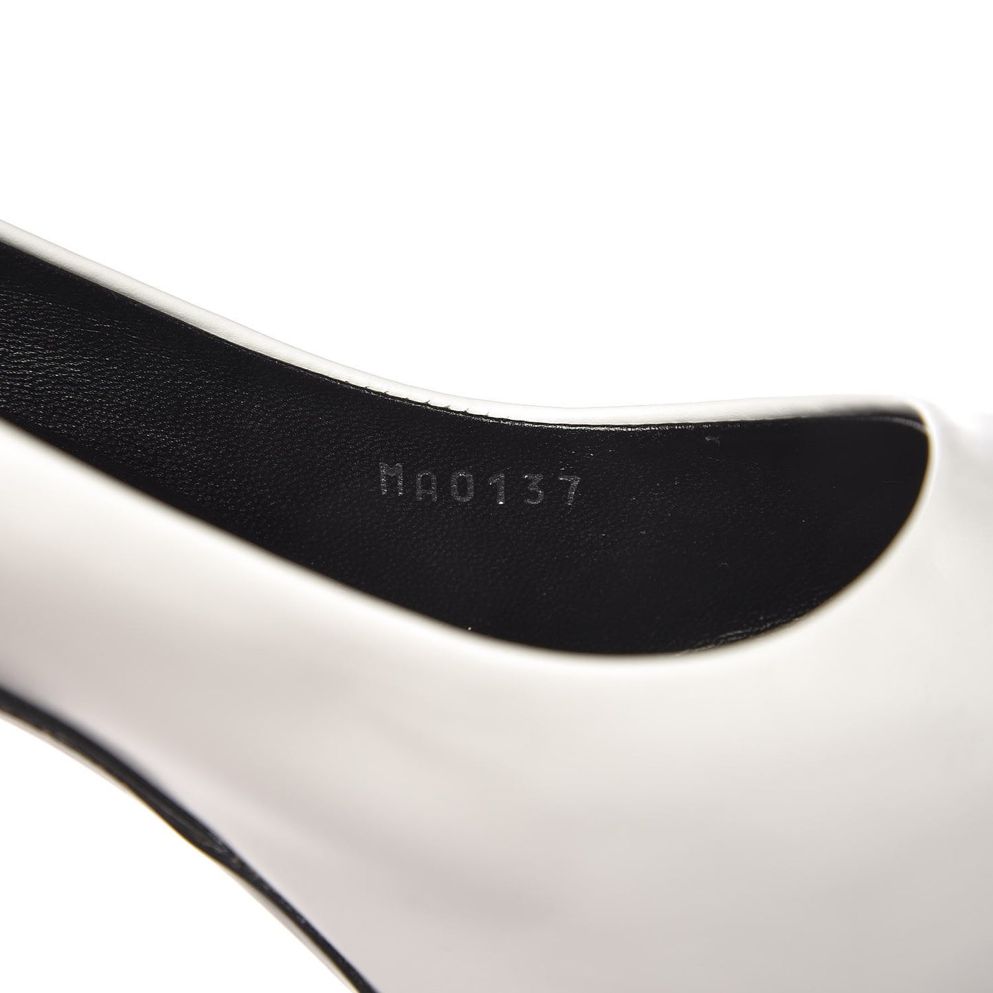 Calfskin Reverse Monogram Rodeo Queen Pumps 41 White