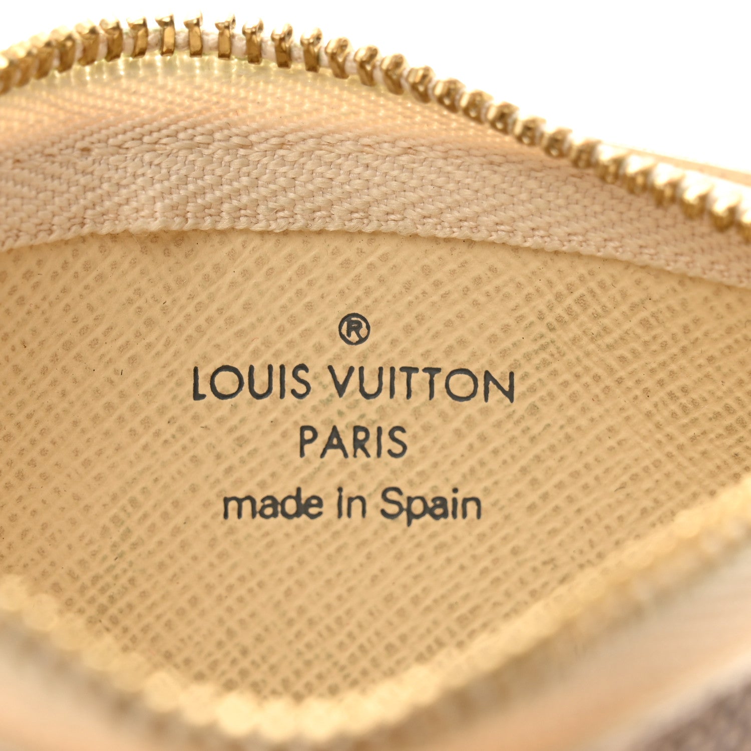 Louis Vuitton Damier Azur Key Pouch 6 of 9