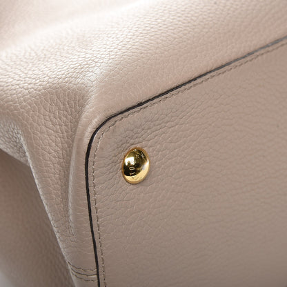 Louis Vuitton Taurillon Capucines MM Galet 8 of 10