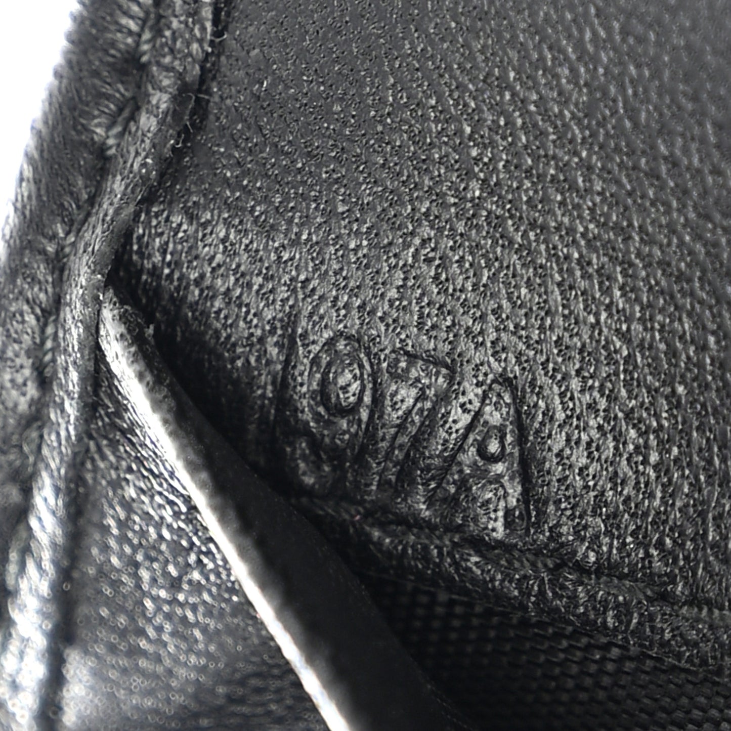 Nappa Gaufre 6 Key Holder Black