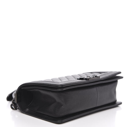 Chanel Caviar Quilted Medium Boy Flap So Black 4 of 13