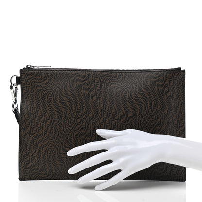 Fendi X SARAH COLEMAN Vitello Grace Light Micro FF Vertigo Embossed Flat Clutch Maya Black 2 of 7