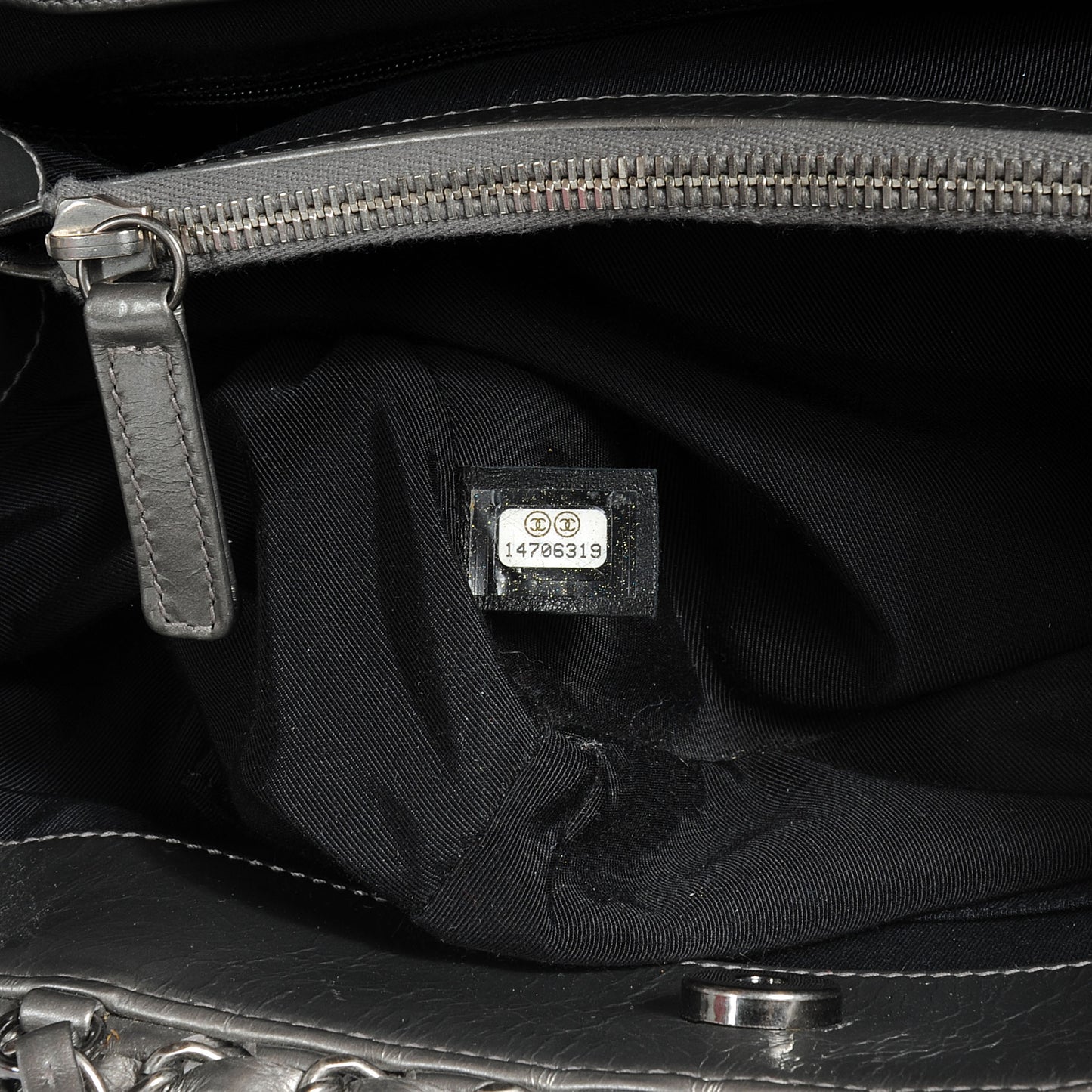 Calfskin Small Chain Me Tote Light Silver