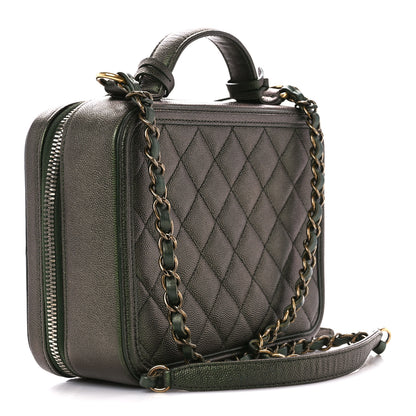 Chanel Iridescent Caviar Quilted Medium CC Filigree Vanity Case Green 3 of 12