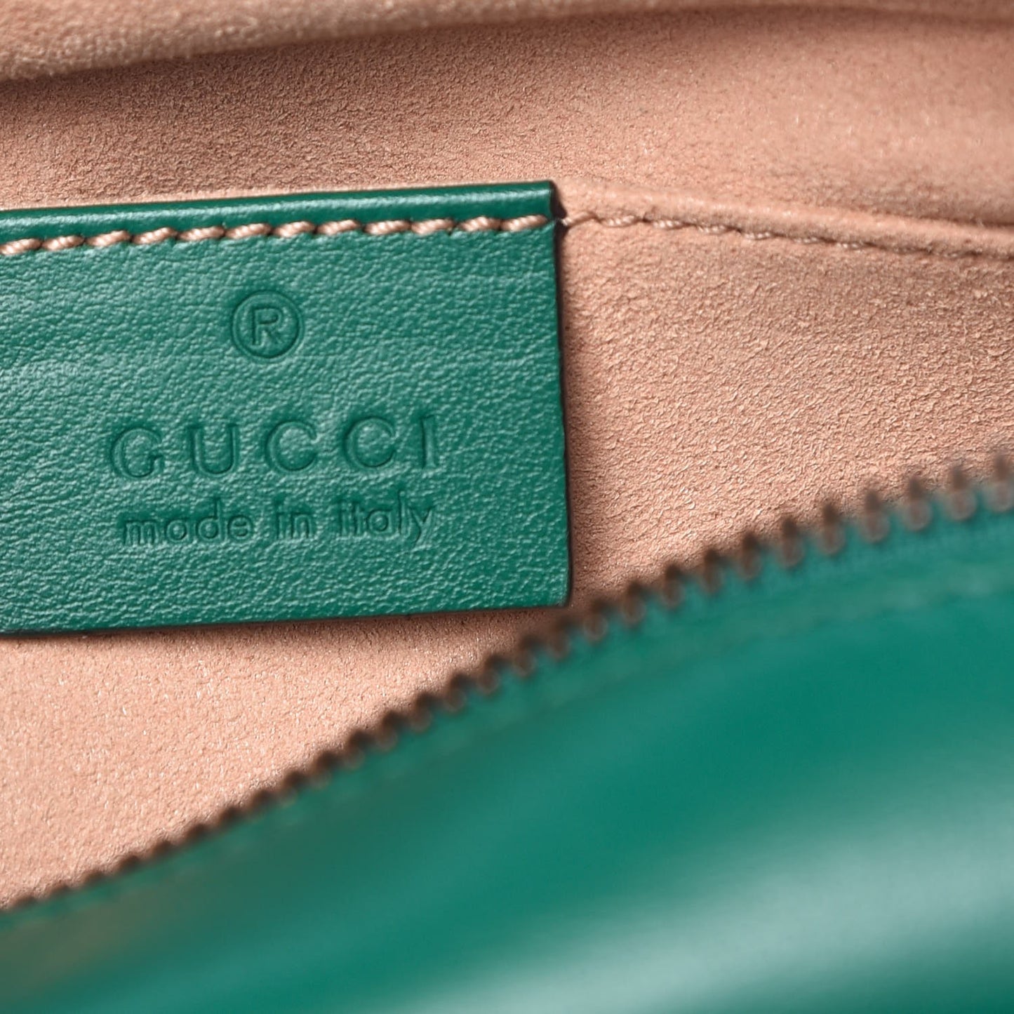 Calfskin Matelasse Small GG Marmont Chain Shoulder Bag Emerald Green
