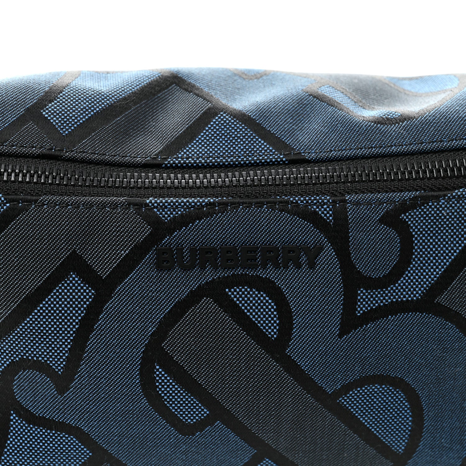 Burberry Nylon TB Sonny Bum Bag Navy 1873996 – FASHIONPHILE