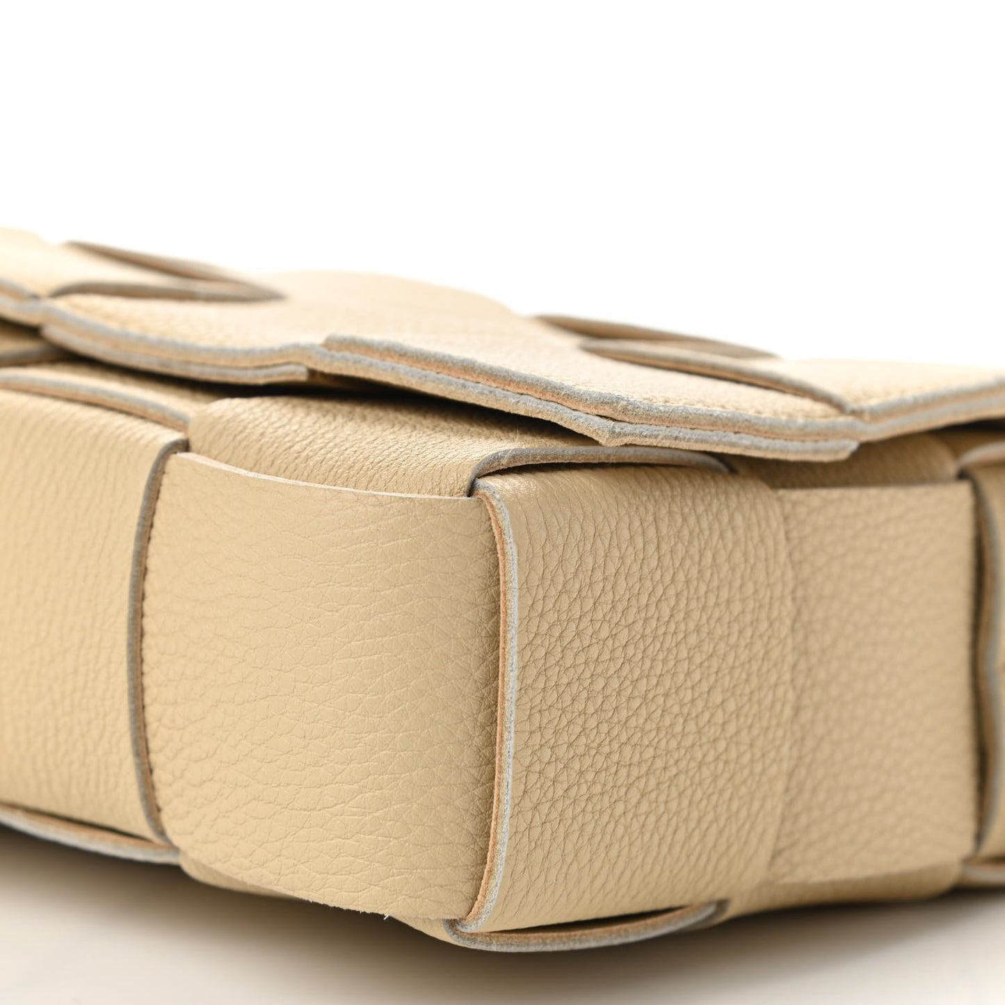 Calfskin Maxi Intreccio Cassette Bag Porridge