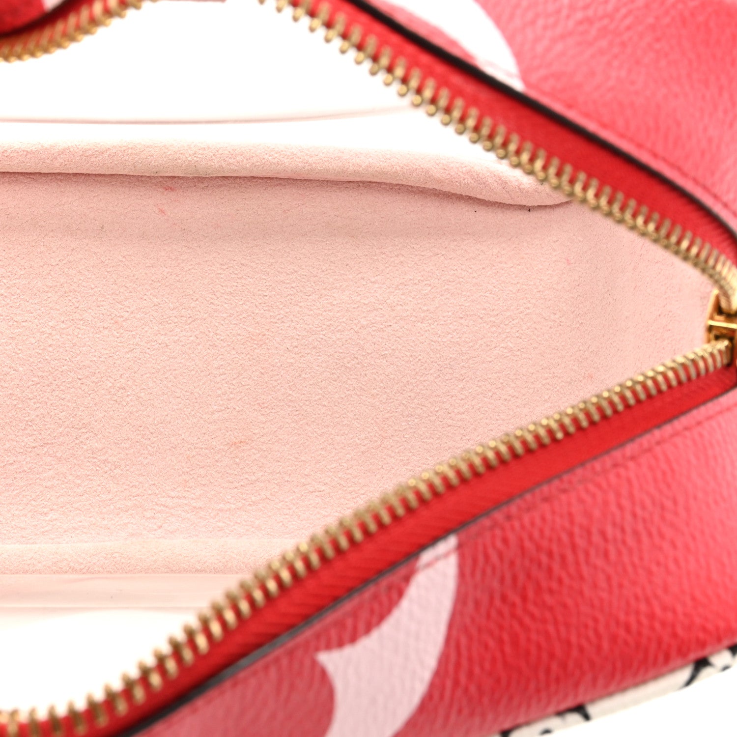 Louis Vuitton Monogram Giant Beach Pouch Rouge 4 of 12
