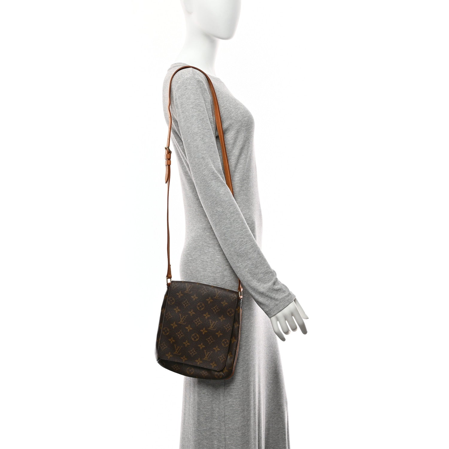 Louis Vuitton Monogram Musette Salsa Long Strap 2 of 11