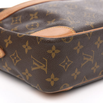 Louis Vuitton Monogram Trocadero 30 7 of 17