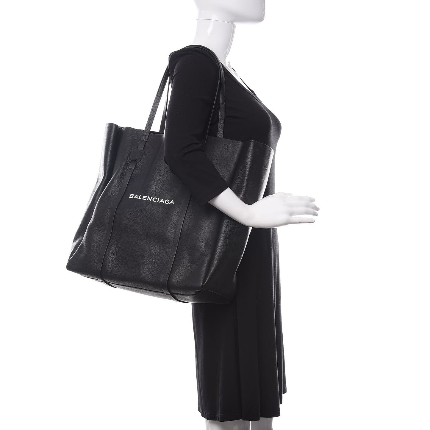 Pebbled Calfskin Medium Everyday Tote Black