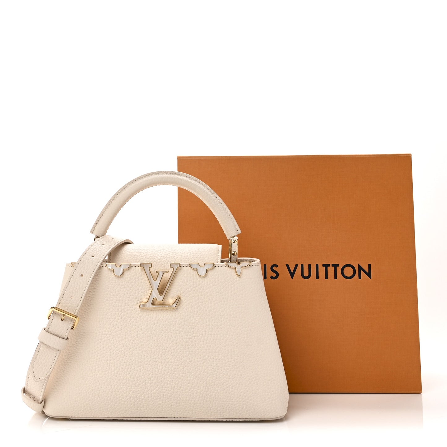 Taurillon Mother of Pearl Flowers Capucines BB Creme Nacre
