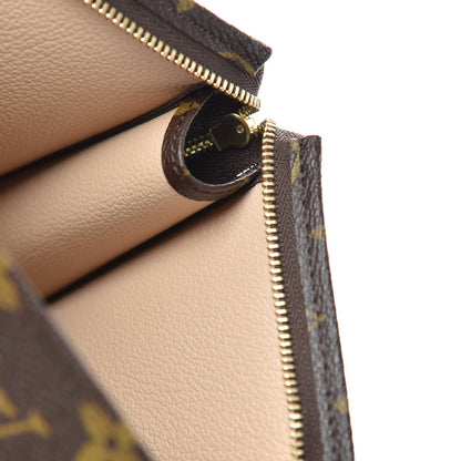 Louis Vuitton Monogram Toiletry Pouch 26 12 of 17