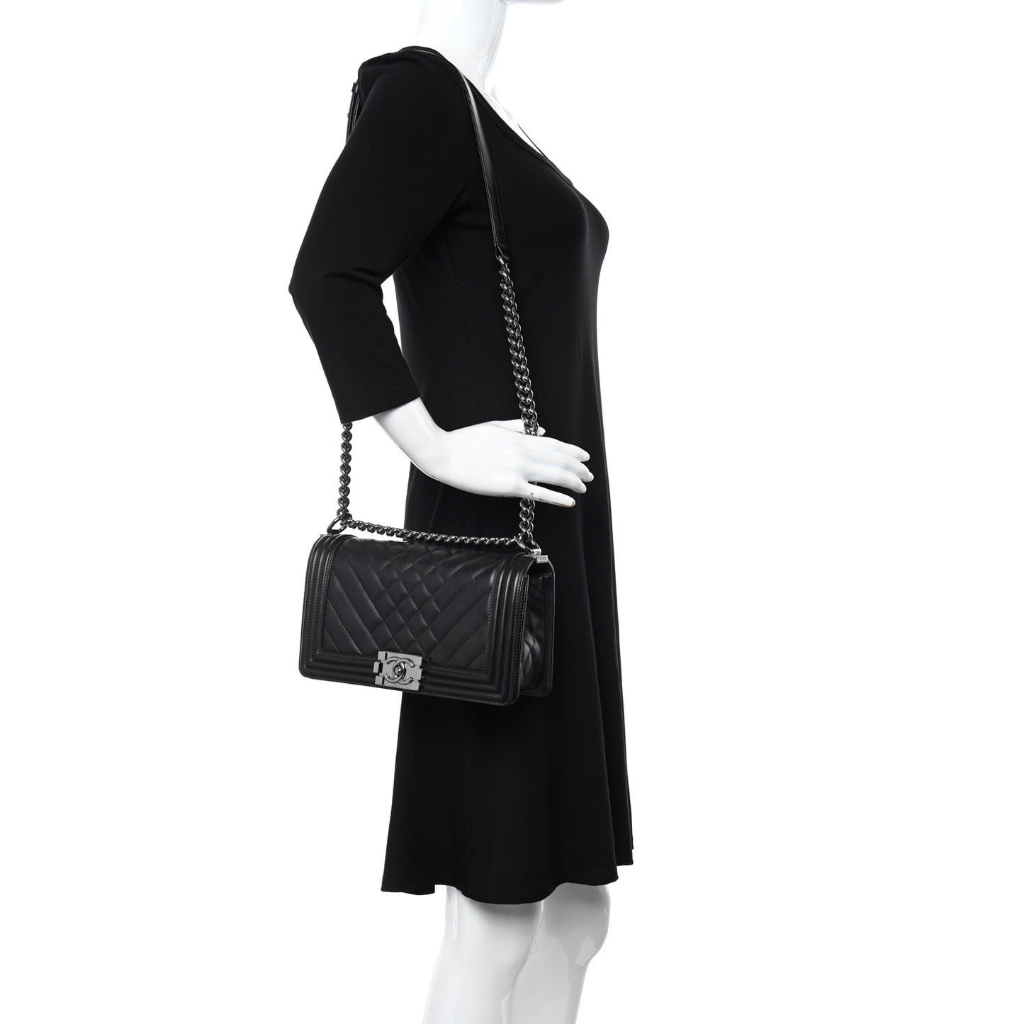 Calfskin Chevron Quilted Medium Boy Flap Black