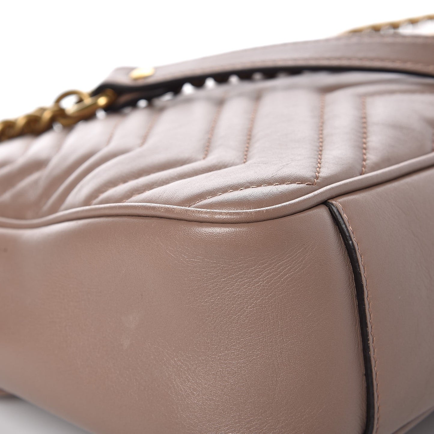 Calfskin Matelasse Medium GG Marmont Shoulder Bag Porcelain Rose