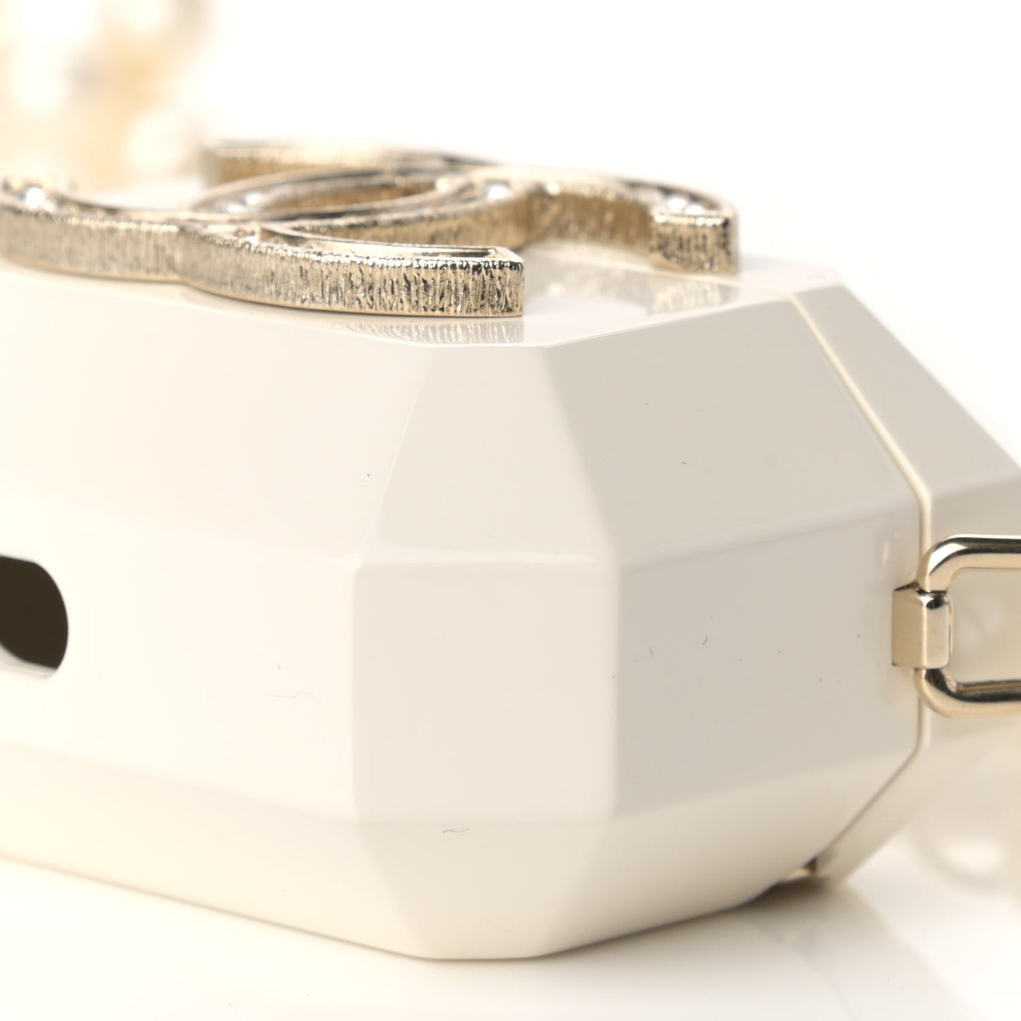 Resin Crystal Pearl Airpod Pro Case Necklace Gold White Pearly Black