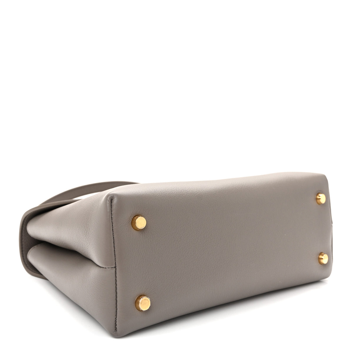 Supple Calfskin Medium Nino Pebble