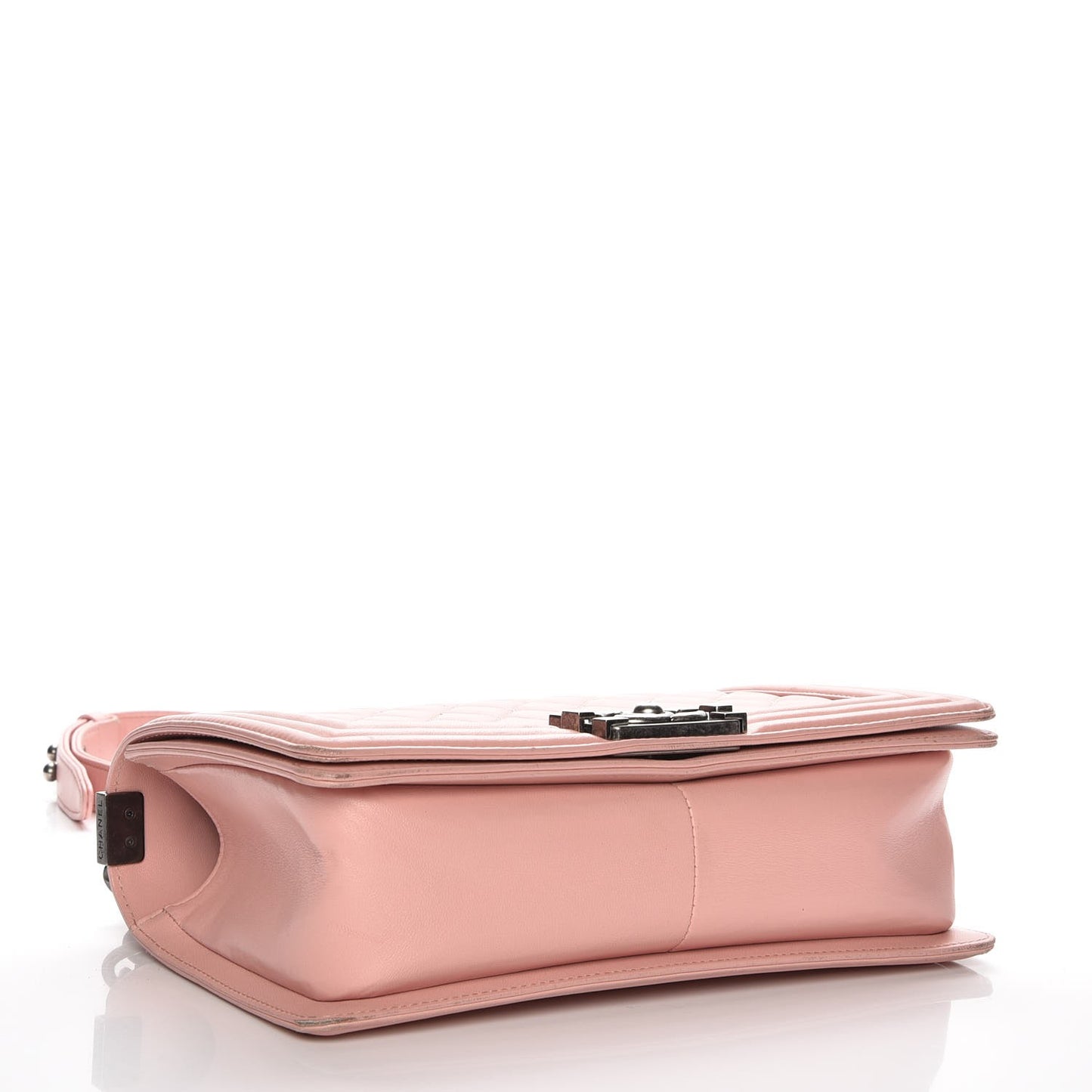 Lambskin Quilted Medium Boy Flap Light Pink