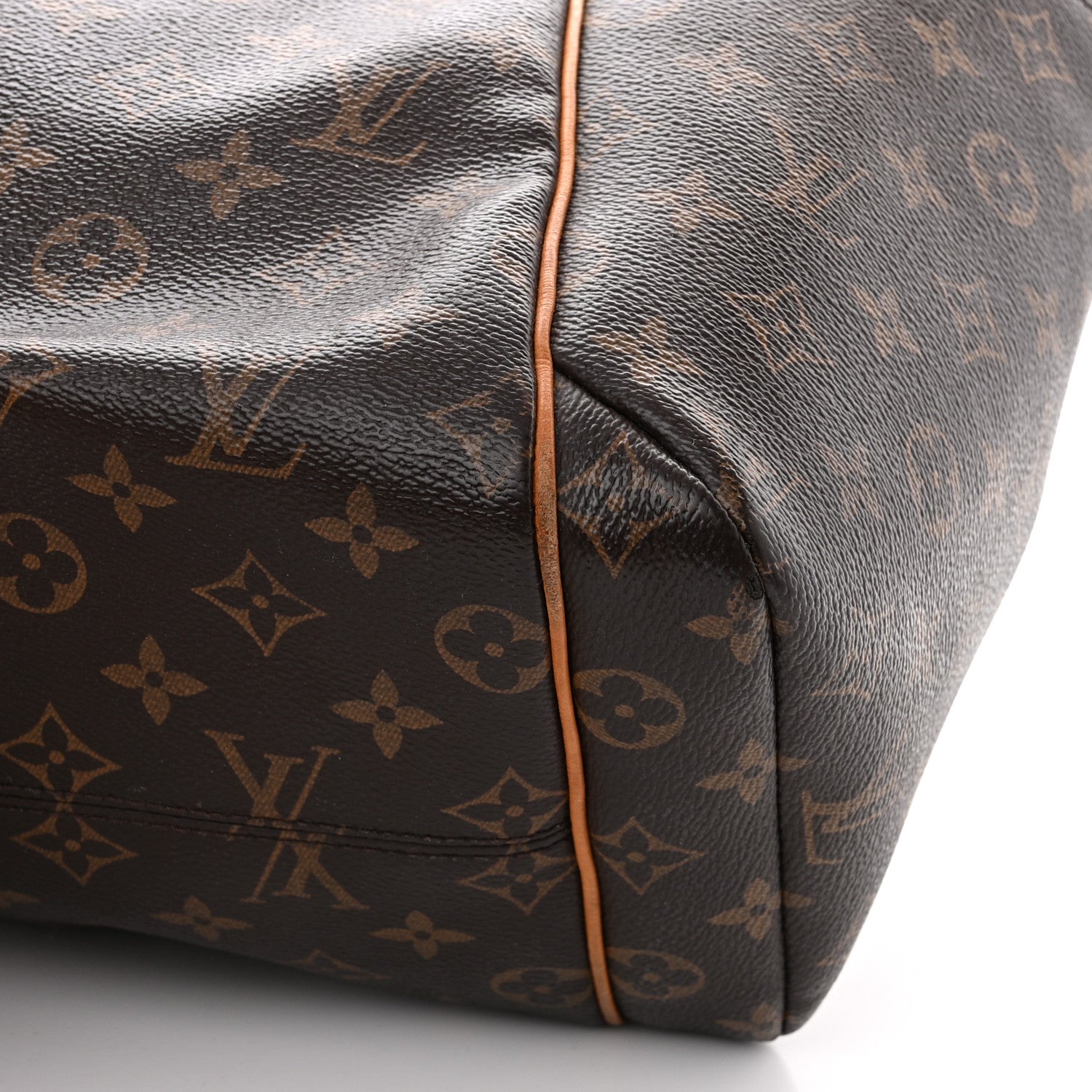 Louis Vuitton Monogram Totally MM 14 of 23