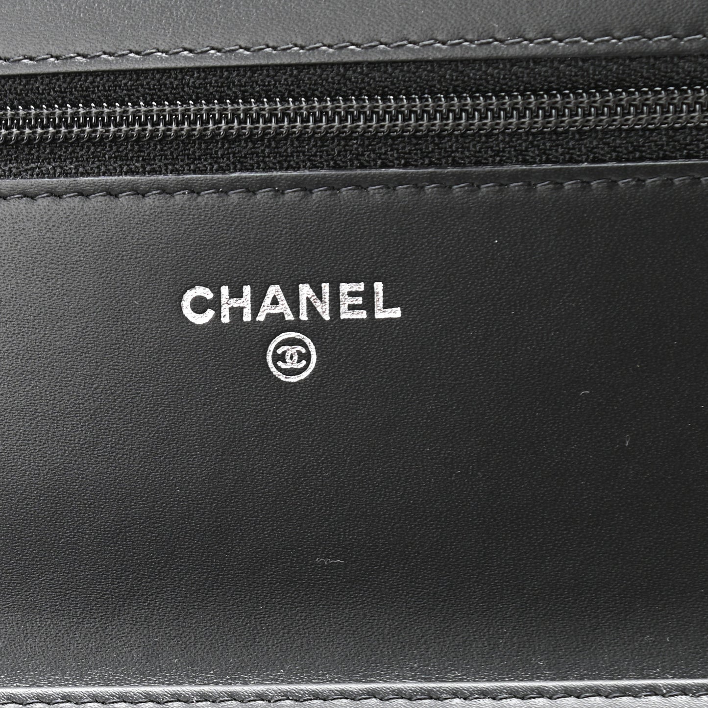 Patent Quilted Golden Class Wallet on Chain WOC Black