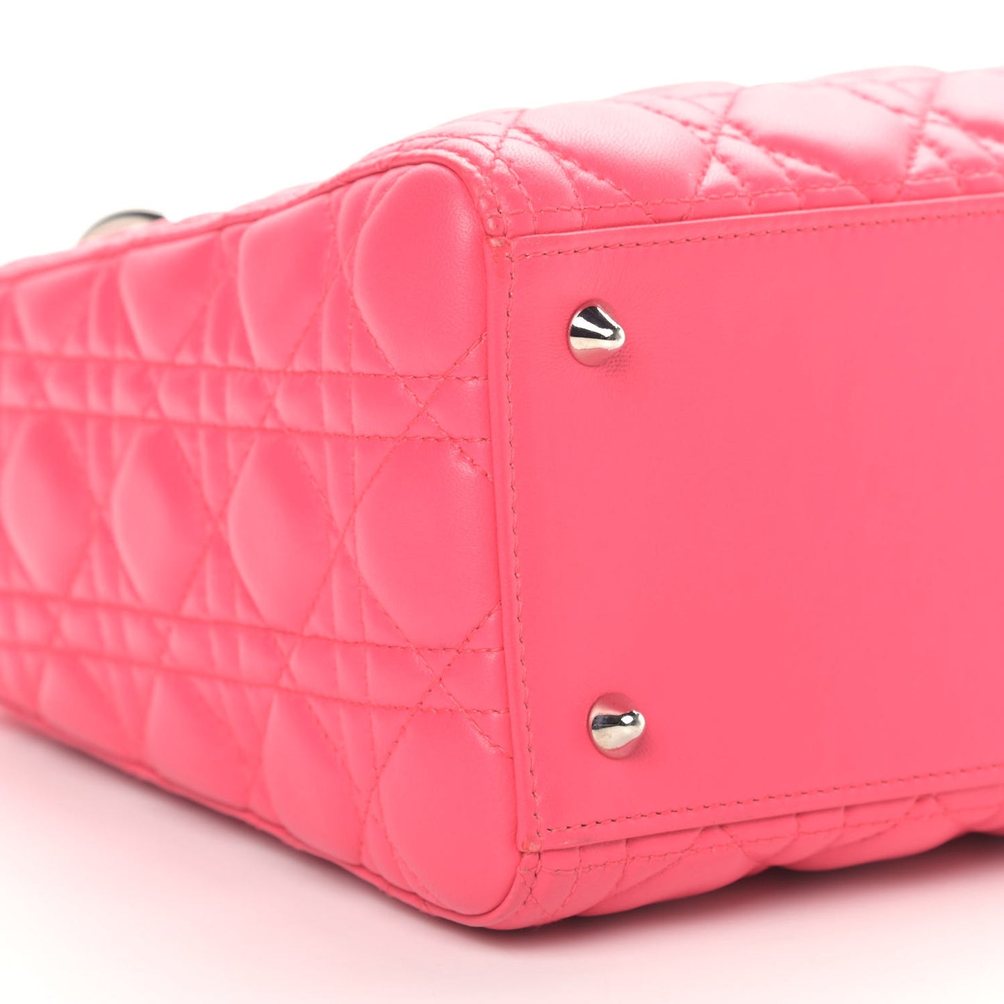 Lambskin Cannage Medium Lady Dior Fuchsia