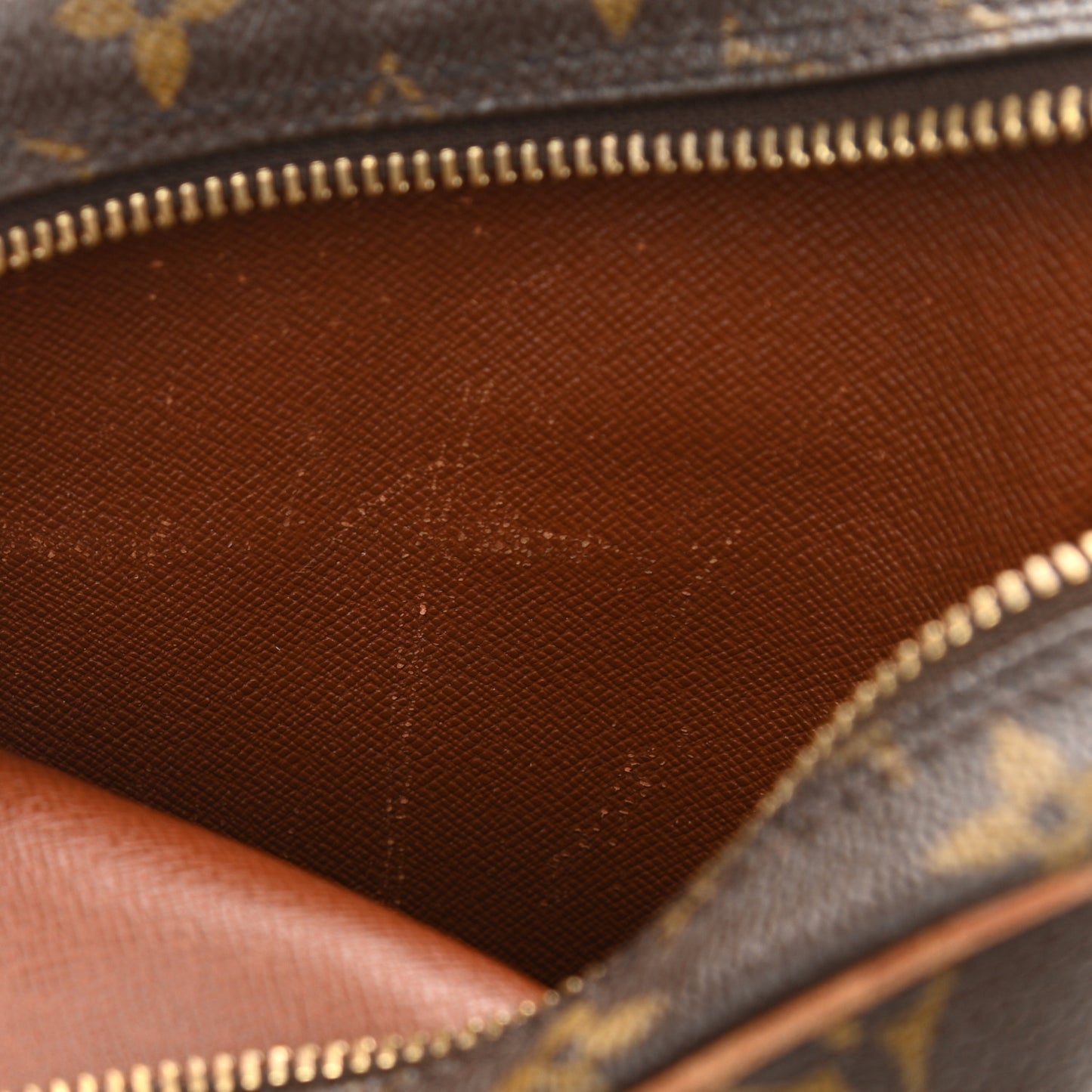 Monogram Amazone