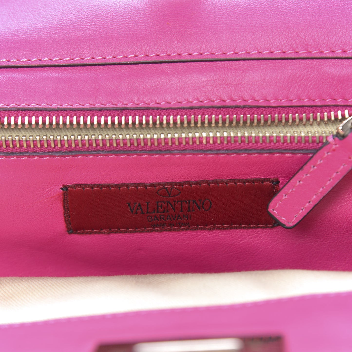 Vitello Small Rockstud Tote Deep Cyclamin