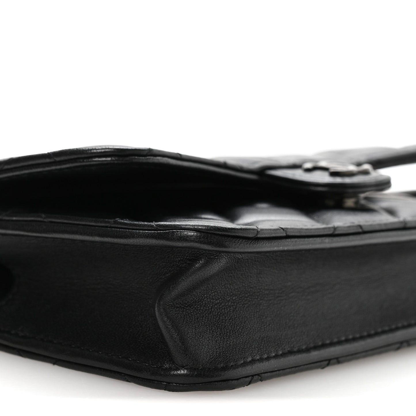 Lambskin Quilted Flap Phone Holder With Chain So Black