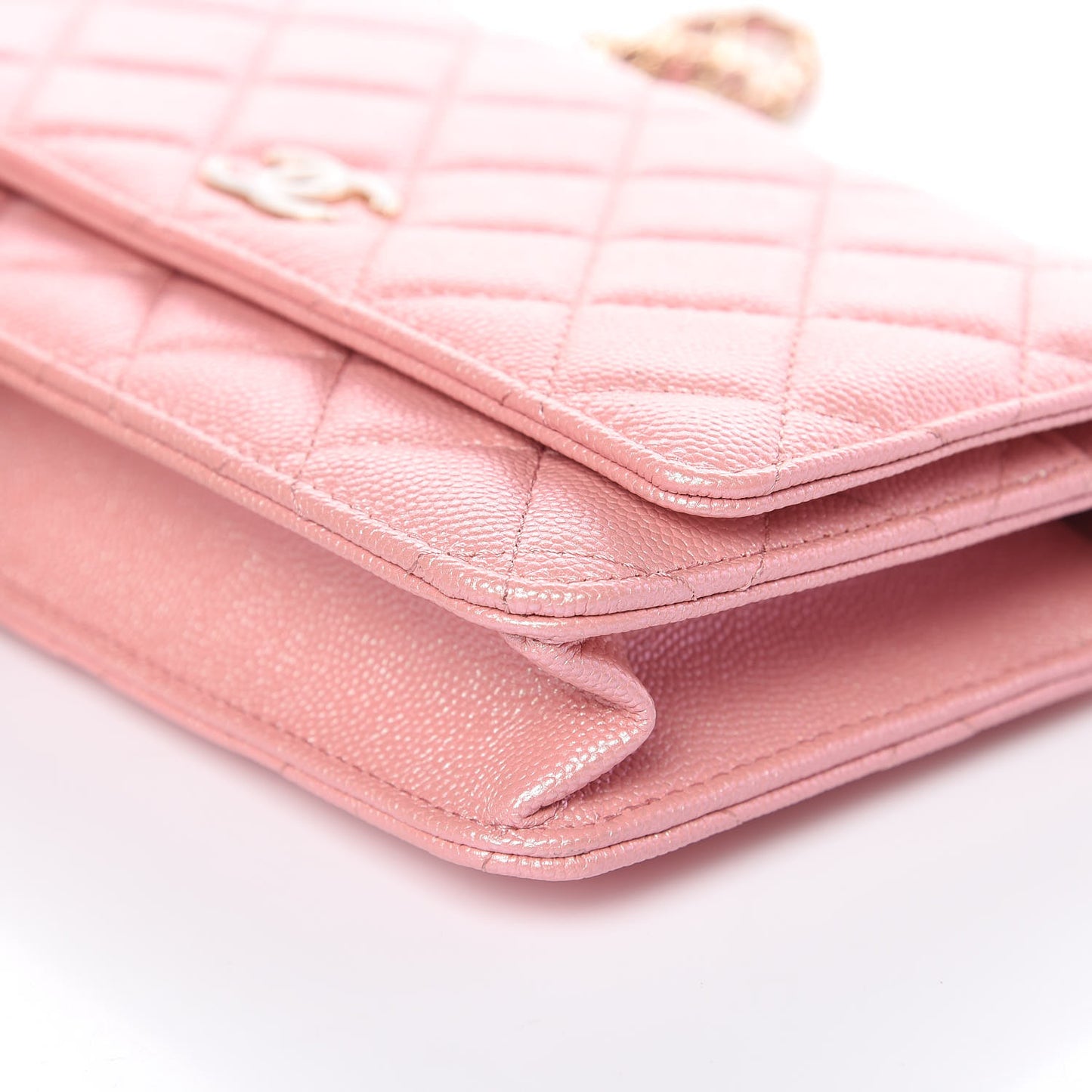 Iridescent Caviar Quilted Wallet on Chain WOC Pink