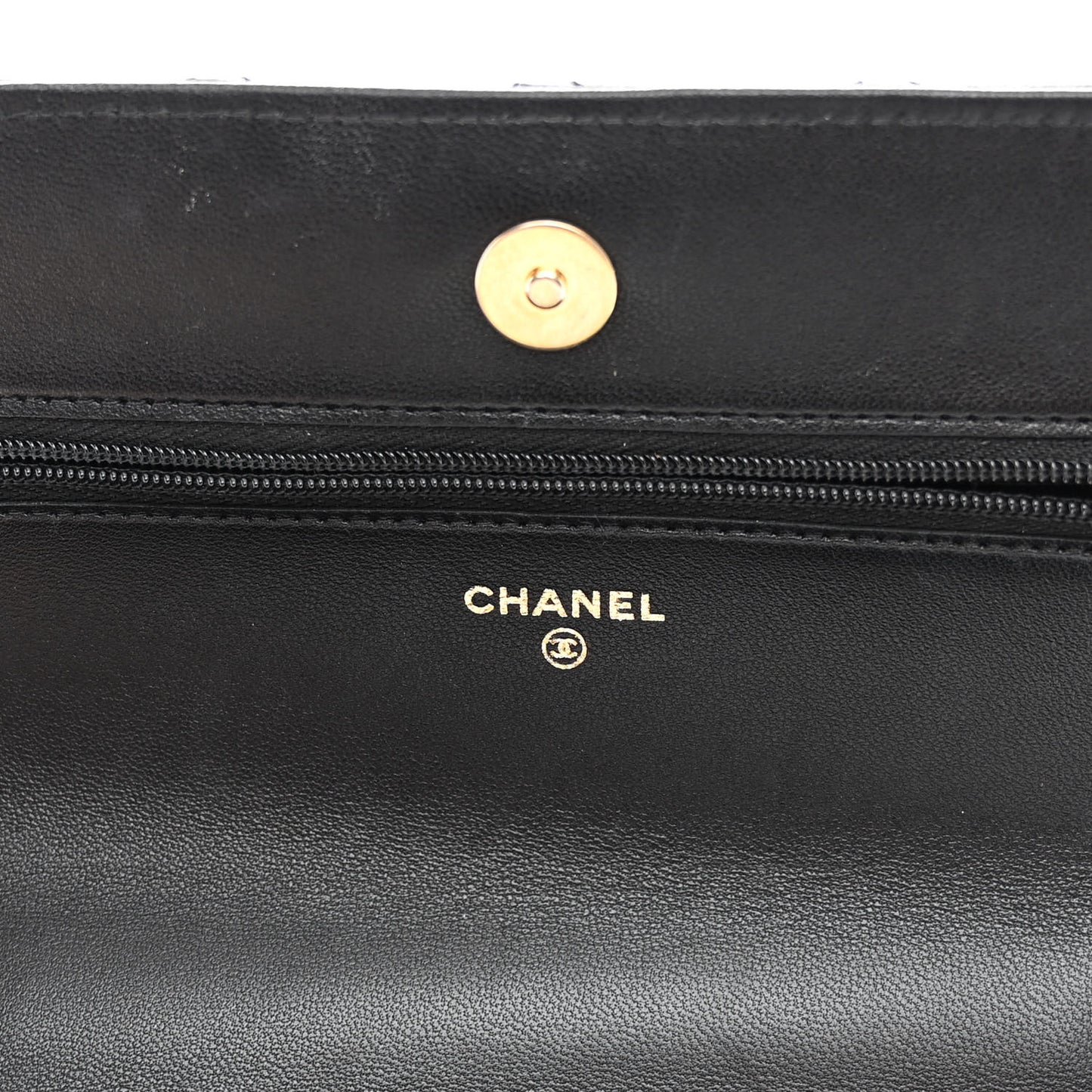 Lambskin Quilted Pick Me Up Wallet On Chain WOC Black