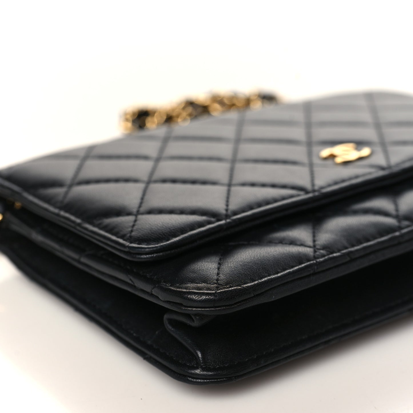 Lambskin Quilted Wallet On Chain WOC Black