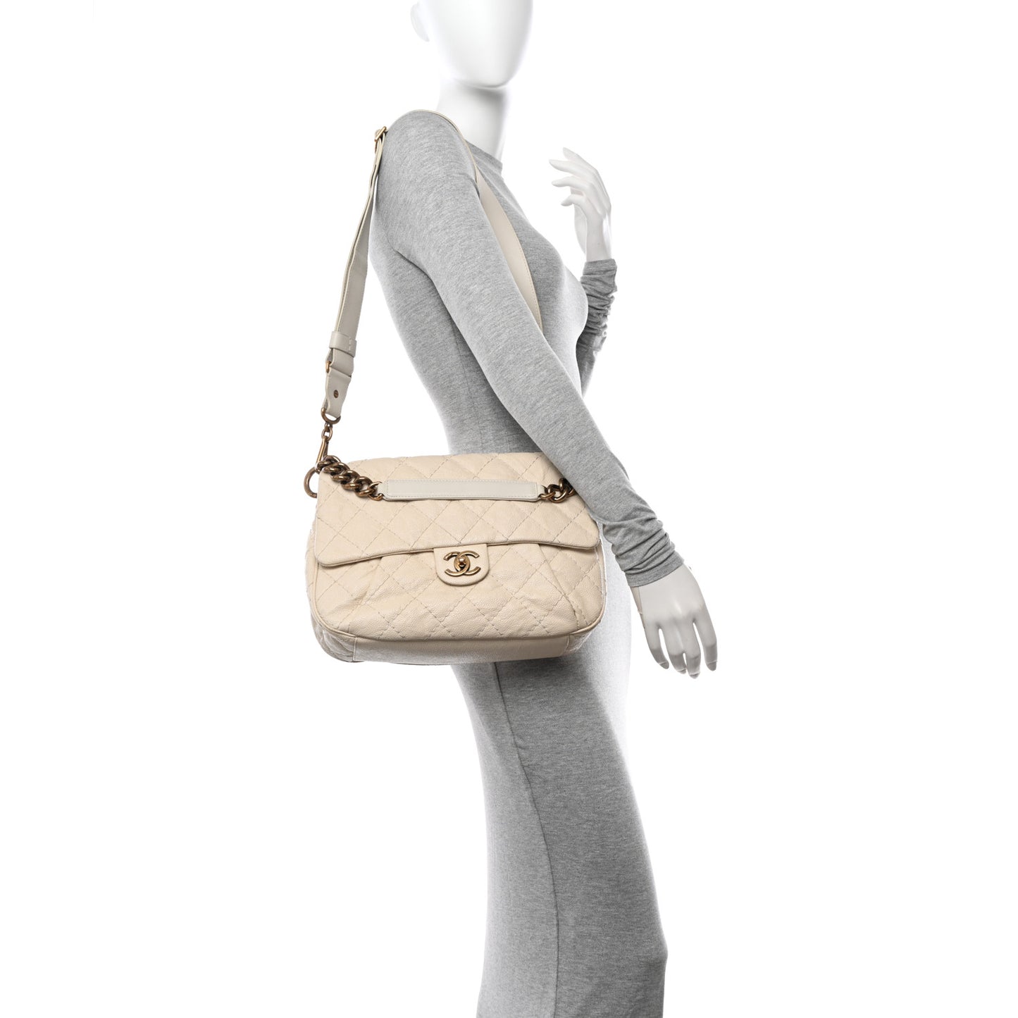 Crumpled Grained Calfskin Medium Coco Pleats Messenger Flap Dark White