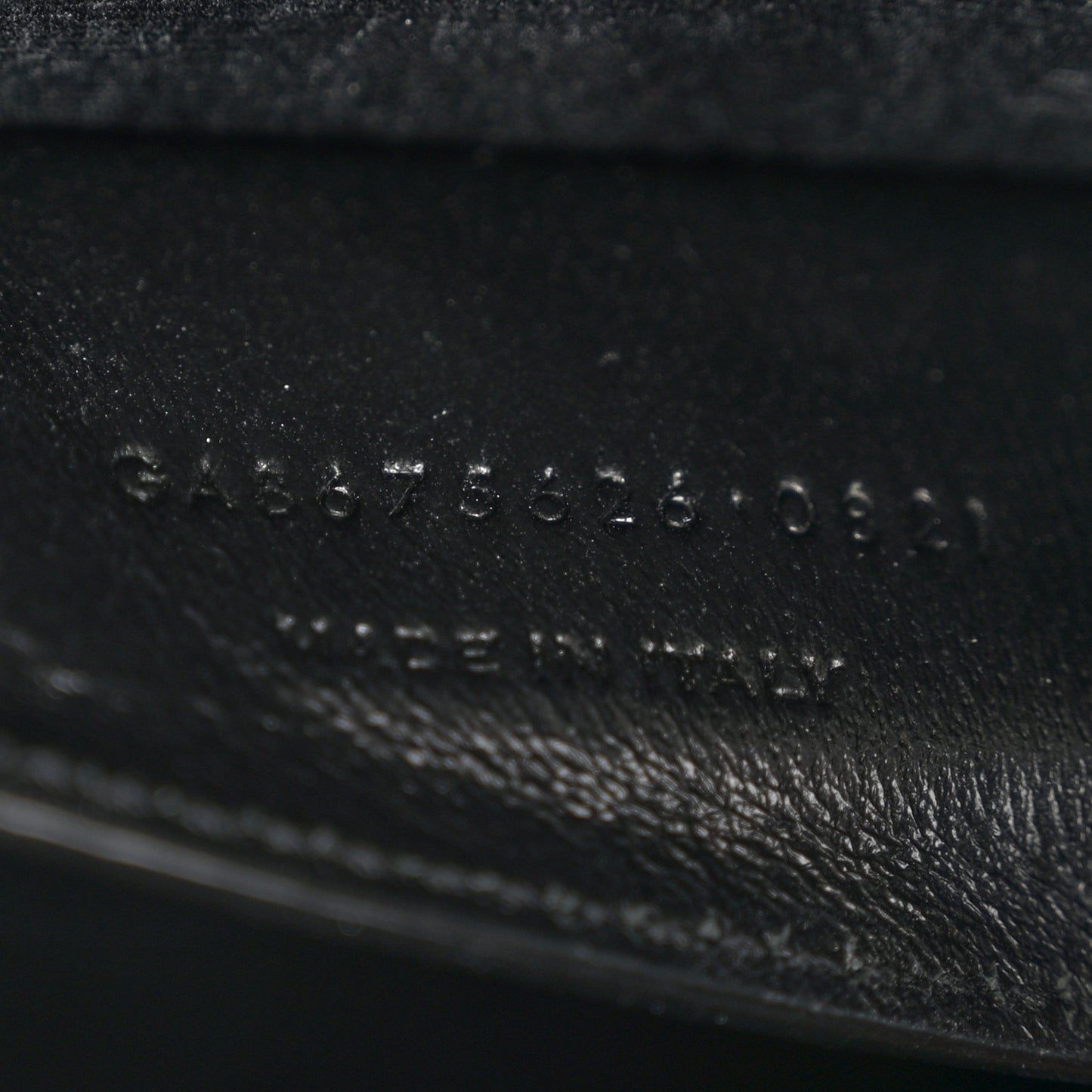 Shiny Calfskin Crocodile Embossed Small Manhattan Baguette Black