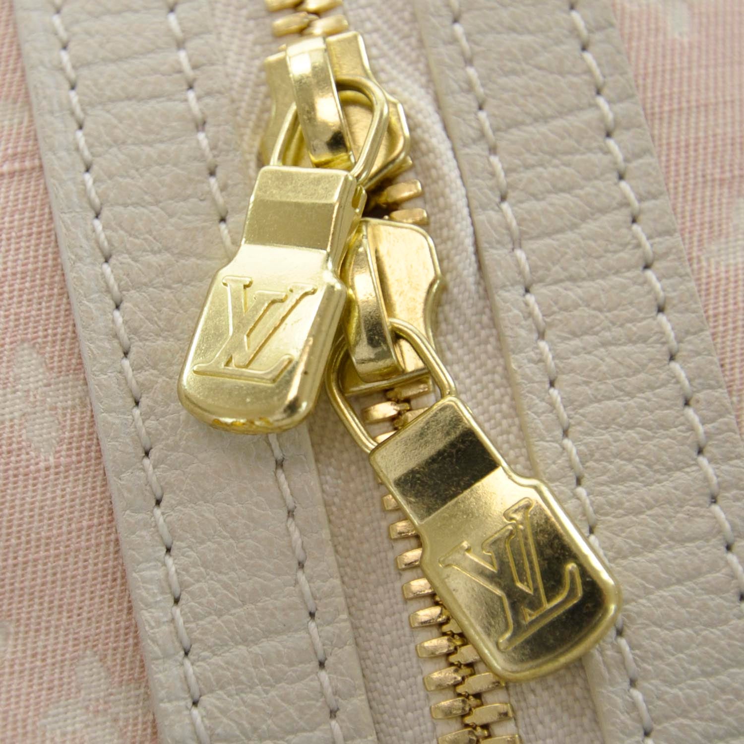 Louis Vuitton Mini Lin Diaper Bag Pink 31032 – FASHIONPHILE