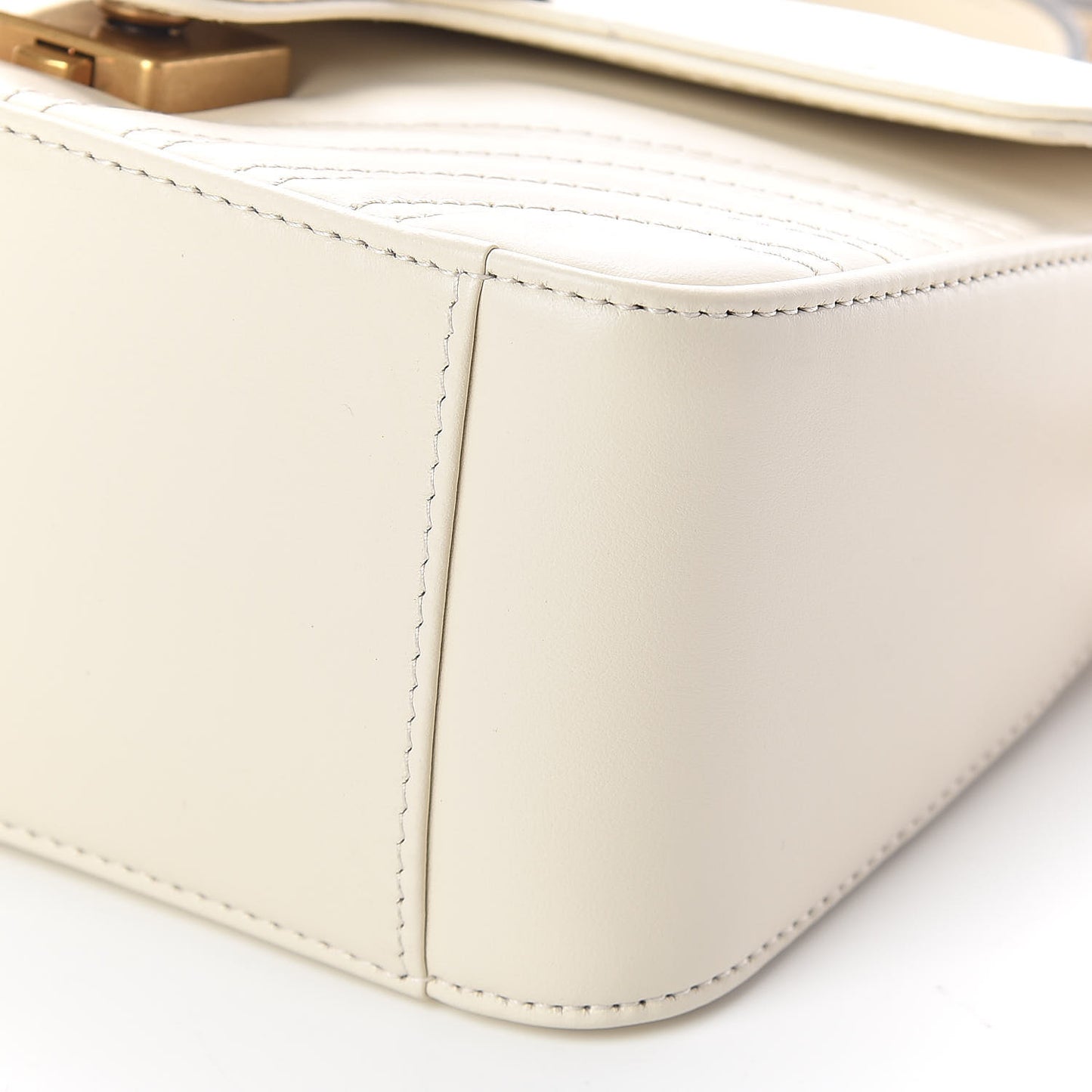 Calfskin Matelasse Mini GG Marmont Top Handle Shoulder Bag White