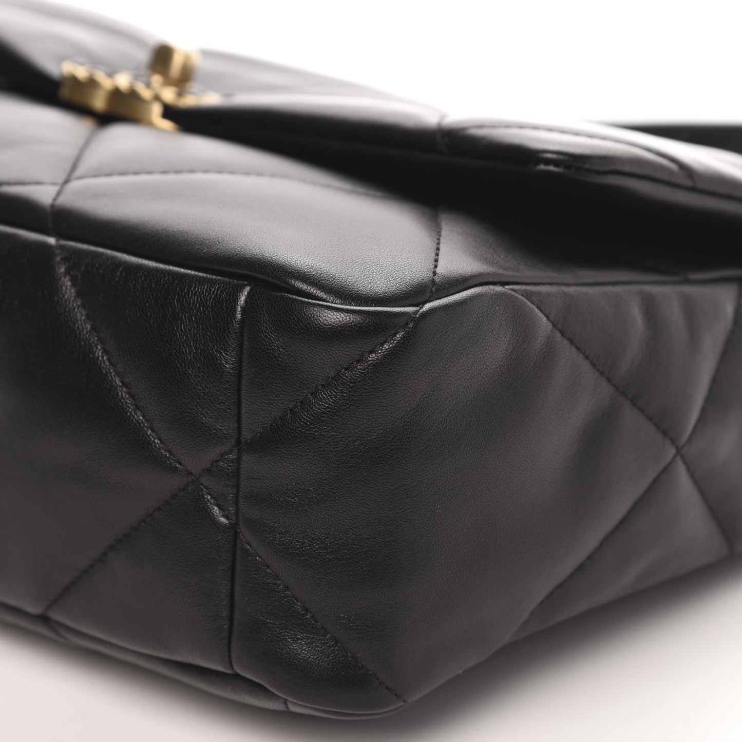 Lambskin Quilted Large 19 Flap Black