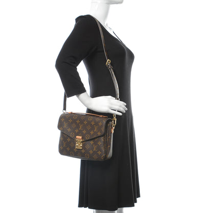 Louis Vuitton Monogram Pochette Metis 2 of 8