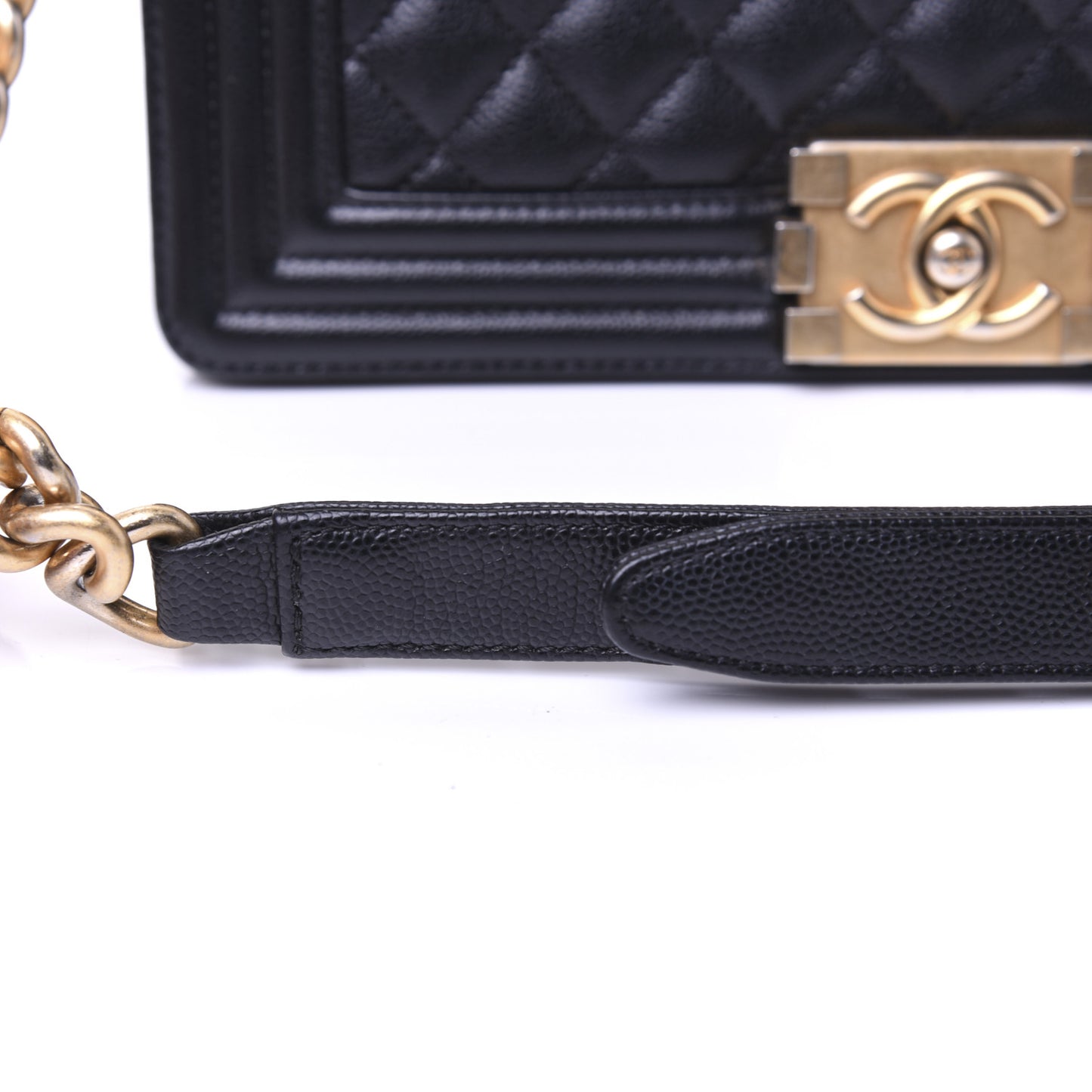 Caviar Quilted Medium Boy Flap Black