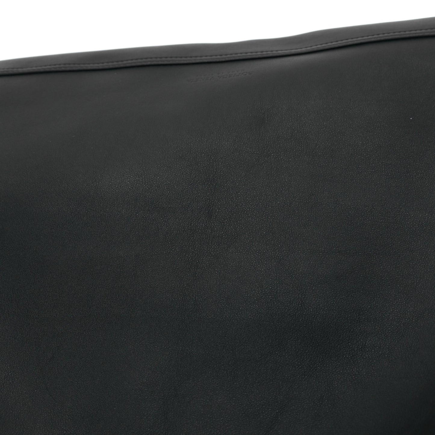 Silky Calfskin Large Hop Black