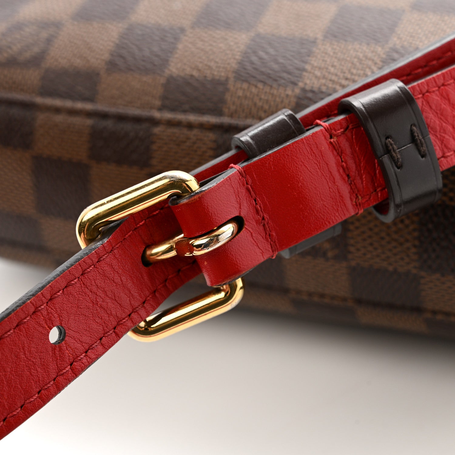 Louis Vuitton Damier Ebene South Bank Besace 12 of 15