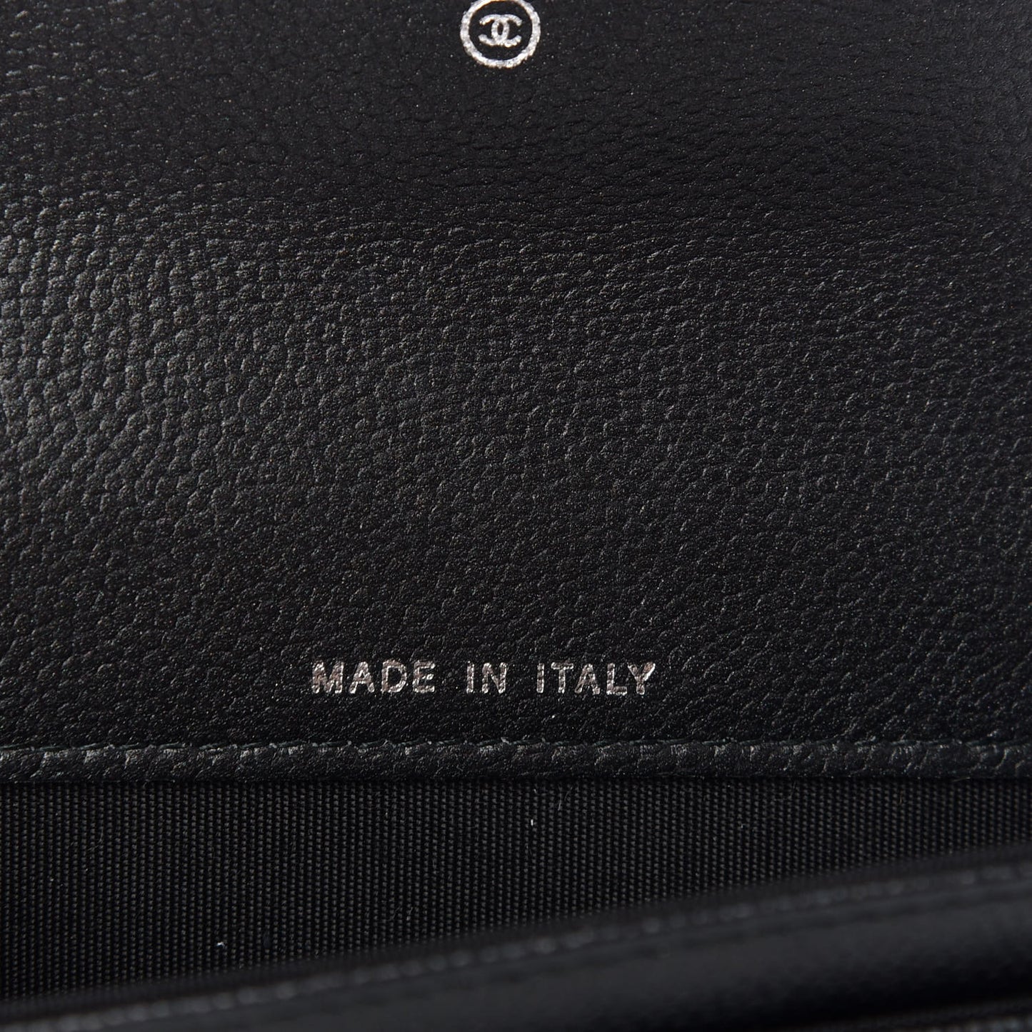 Caviar Quilted Boy Flap Card Holder So Black